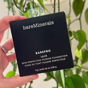 bareMinerals BAREPRO Powder Foundation NIB Light 25 Neutral